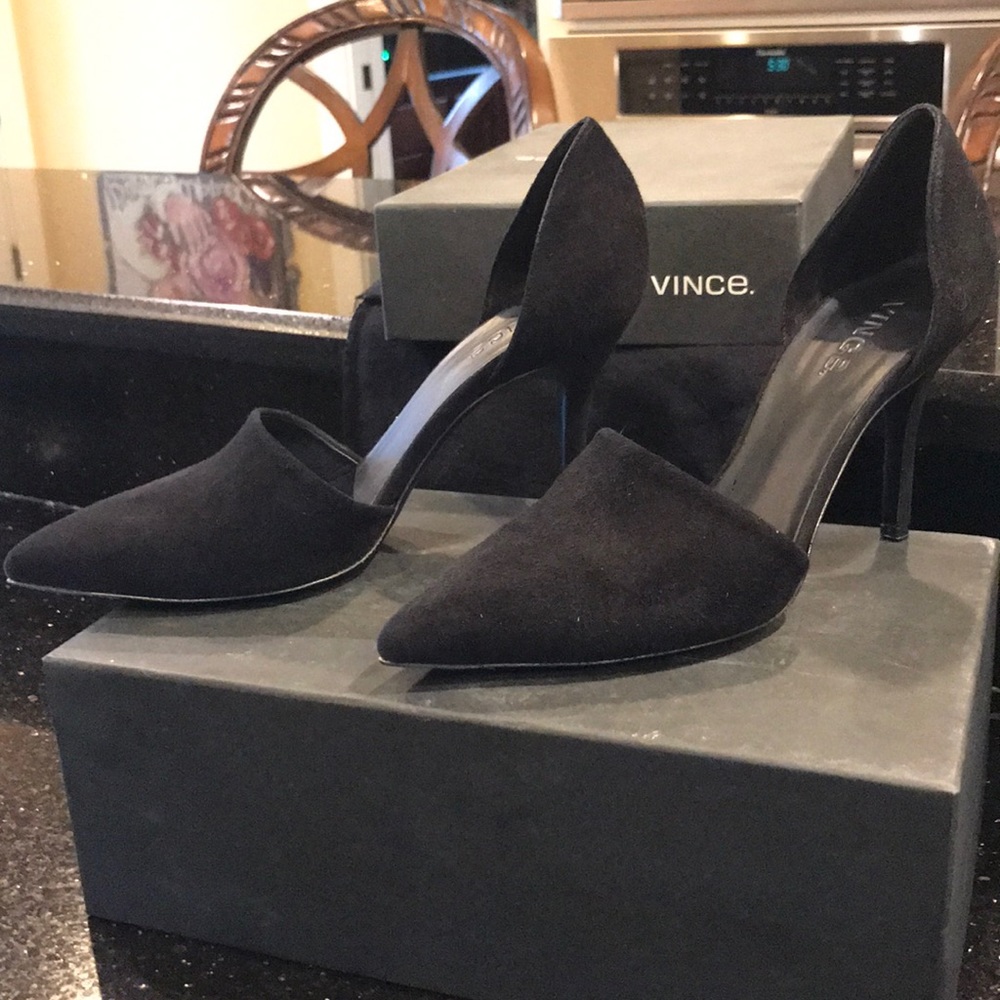 Vince black Claire pump